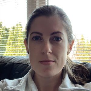 Meet your Posher, Carrie